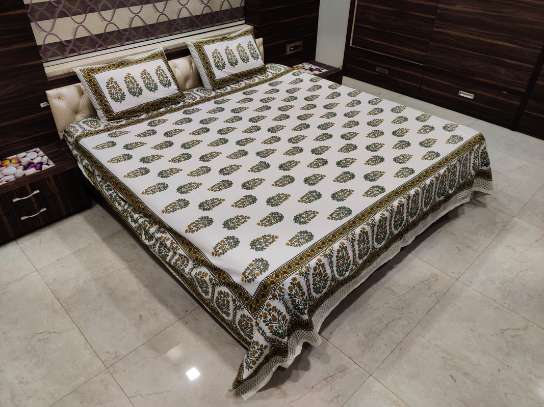 Cotton Bedsheet with 2 Pillow Covers ( 90x108 inches) 