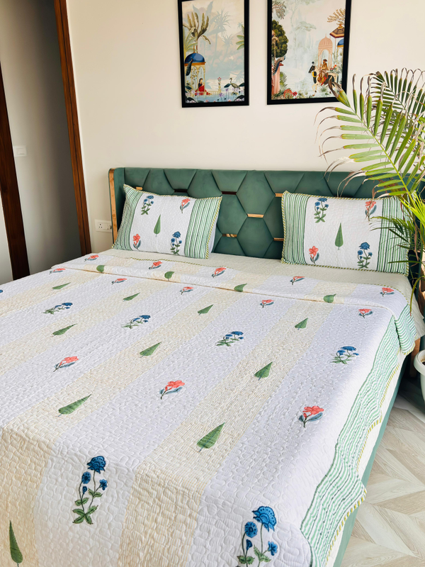 Handblocked Printed Quilted Bedcover with 2 Quilted Pillow Covers 